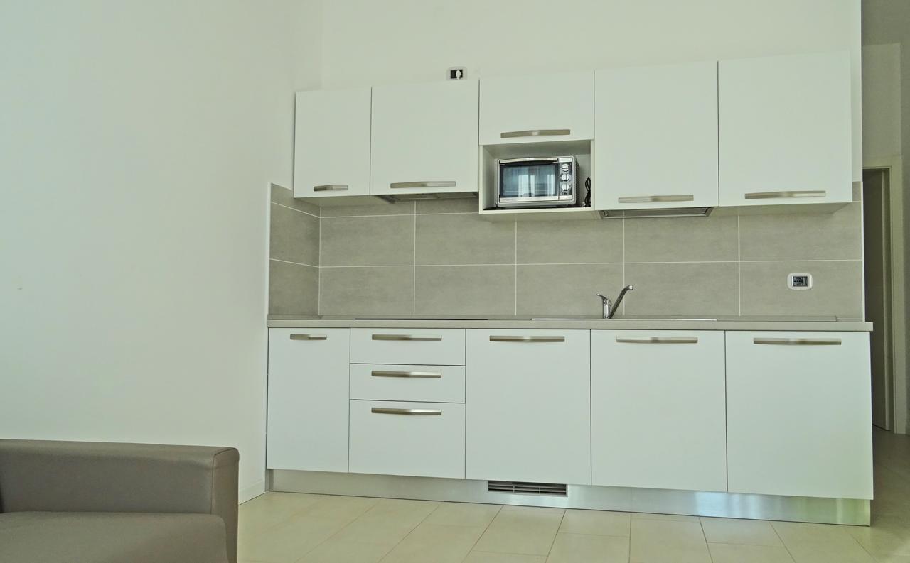 Campione Ora Apartments By Gardadomusmea Campione del Garda Bagian luar foto