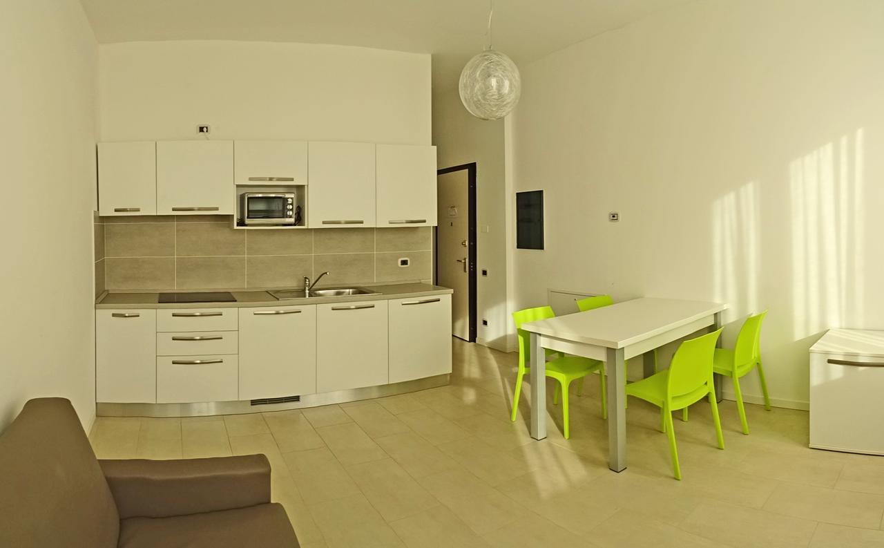 Campione Ora Apartments By Gardadomusmea Campione del Garda Bagian luar foto